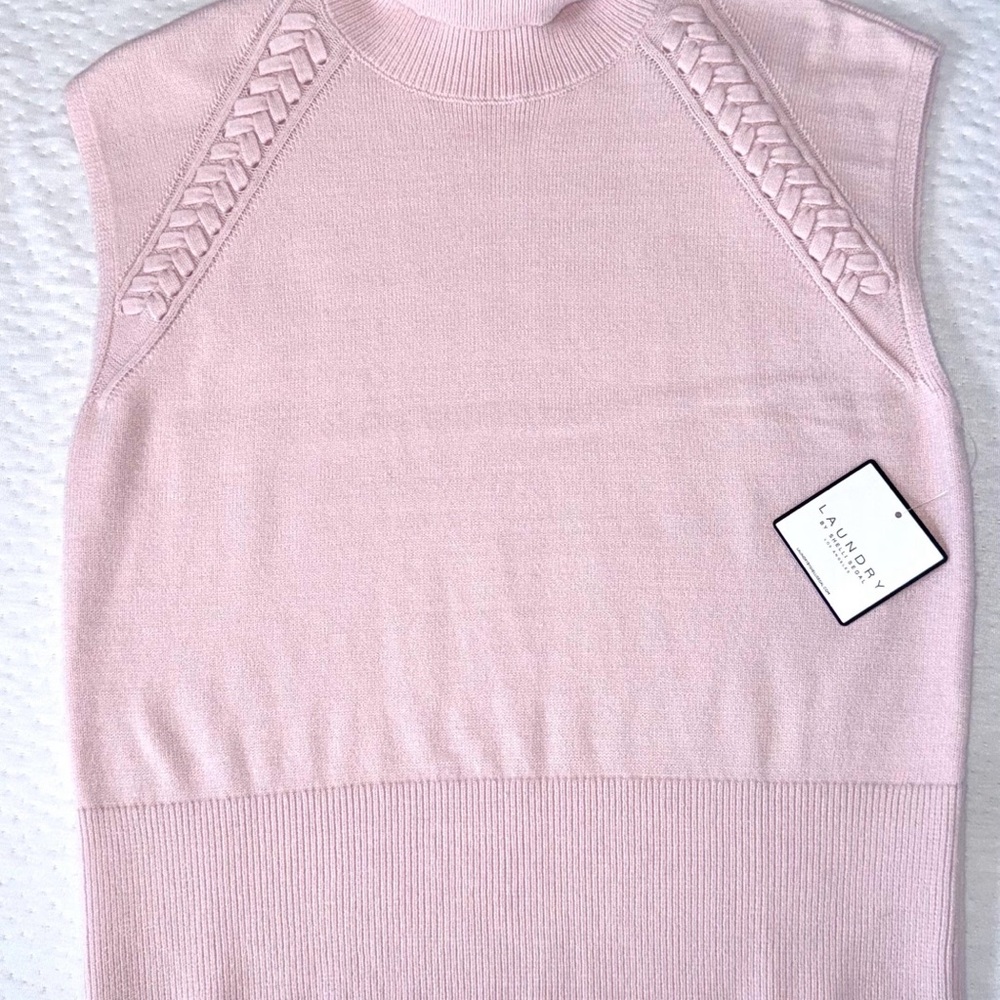Laundry By Shelli Segal Light Pink Sleeveless Turtleneck Sweater